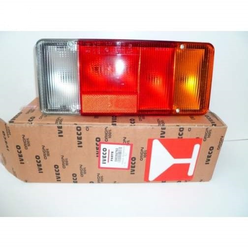 feu-arriere-droit-complet-iveco-99-2006-chassis